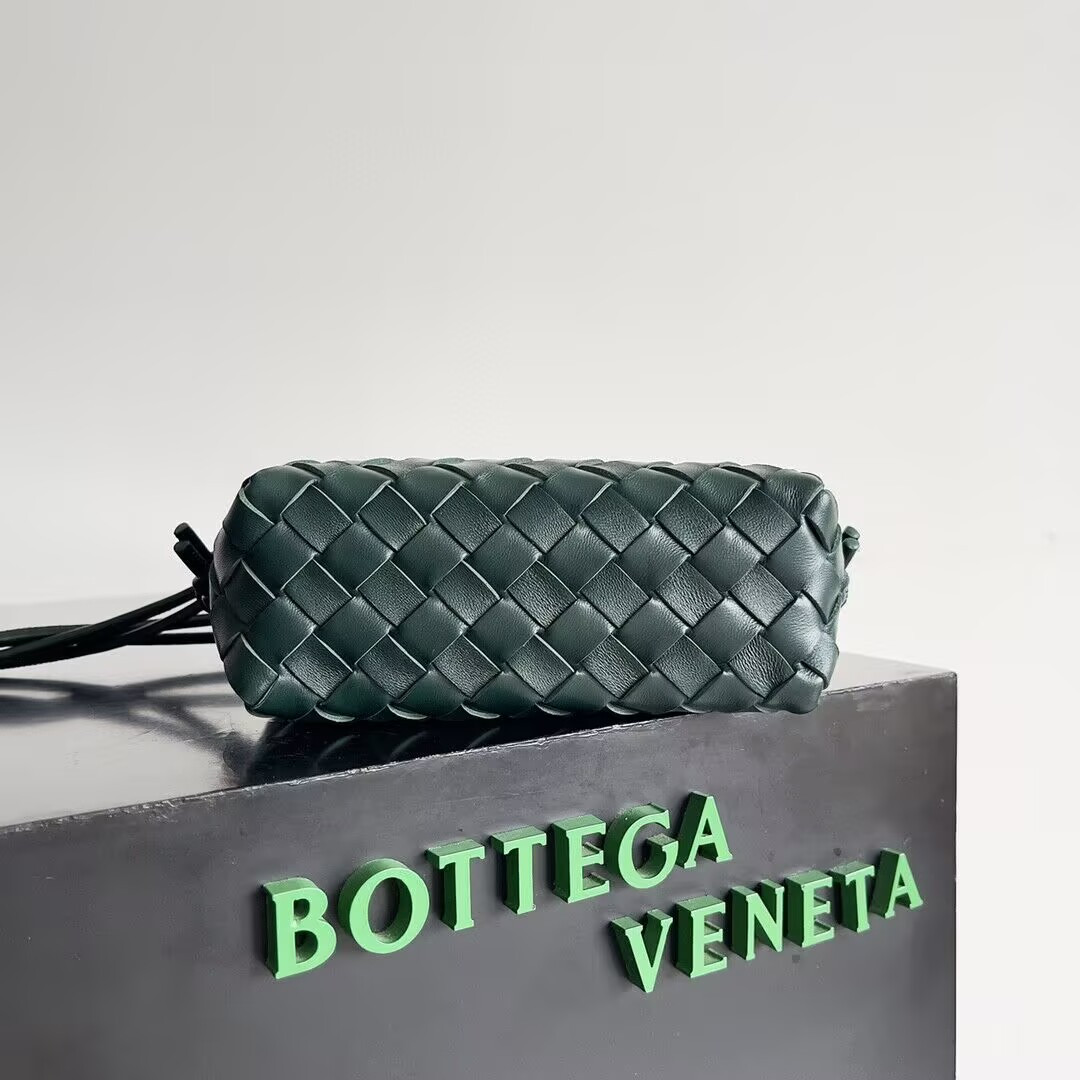 Bo*te*ga Ve*ne*ta Small Loop Cross-Body Bag 17x10x6cm