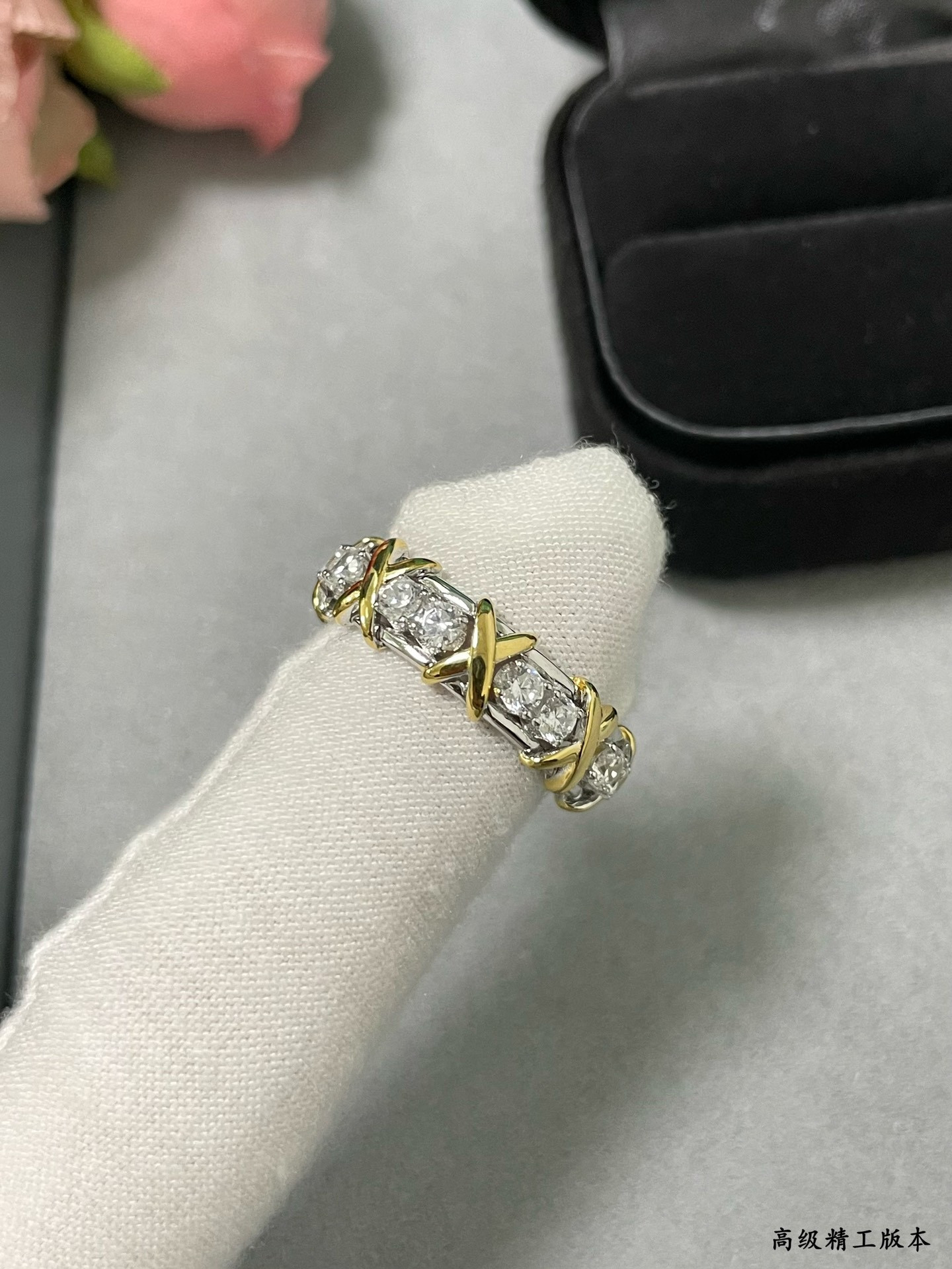 T*f*ny & Co. Crossed Double Tone Ring