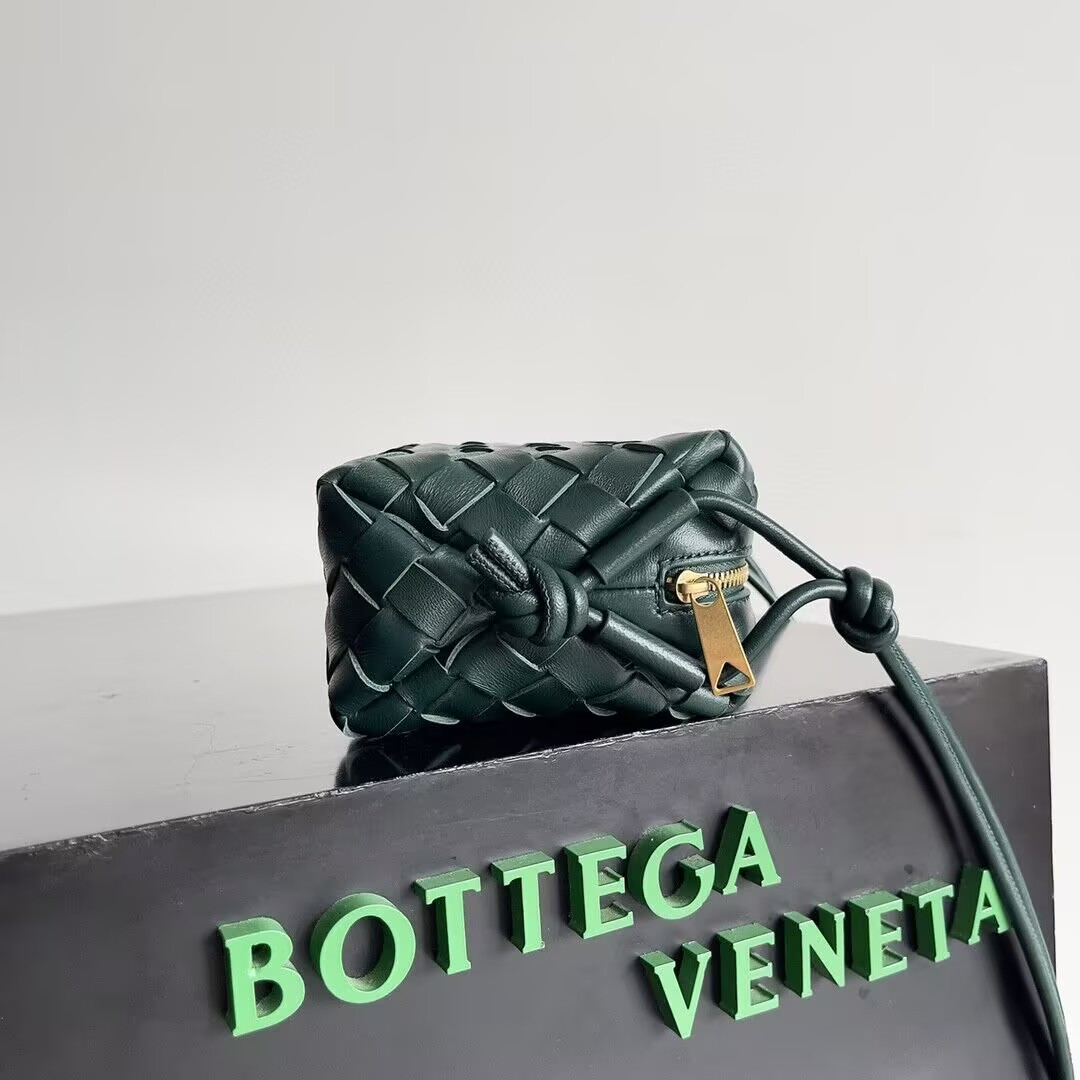 Bo*te*ga Ve*ne*ta Small Loop Cross-Body Bag 17x10x6cm