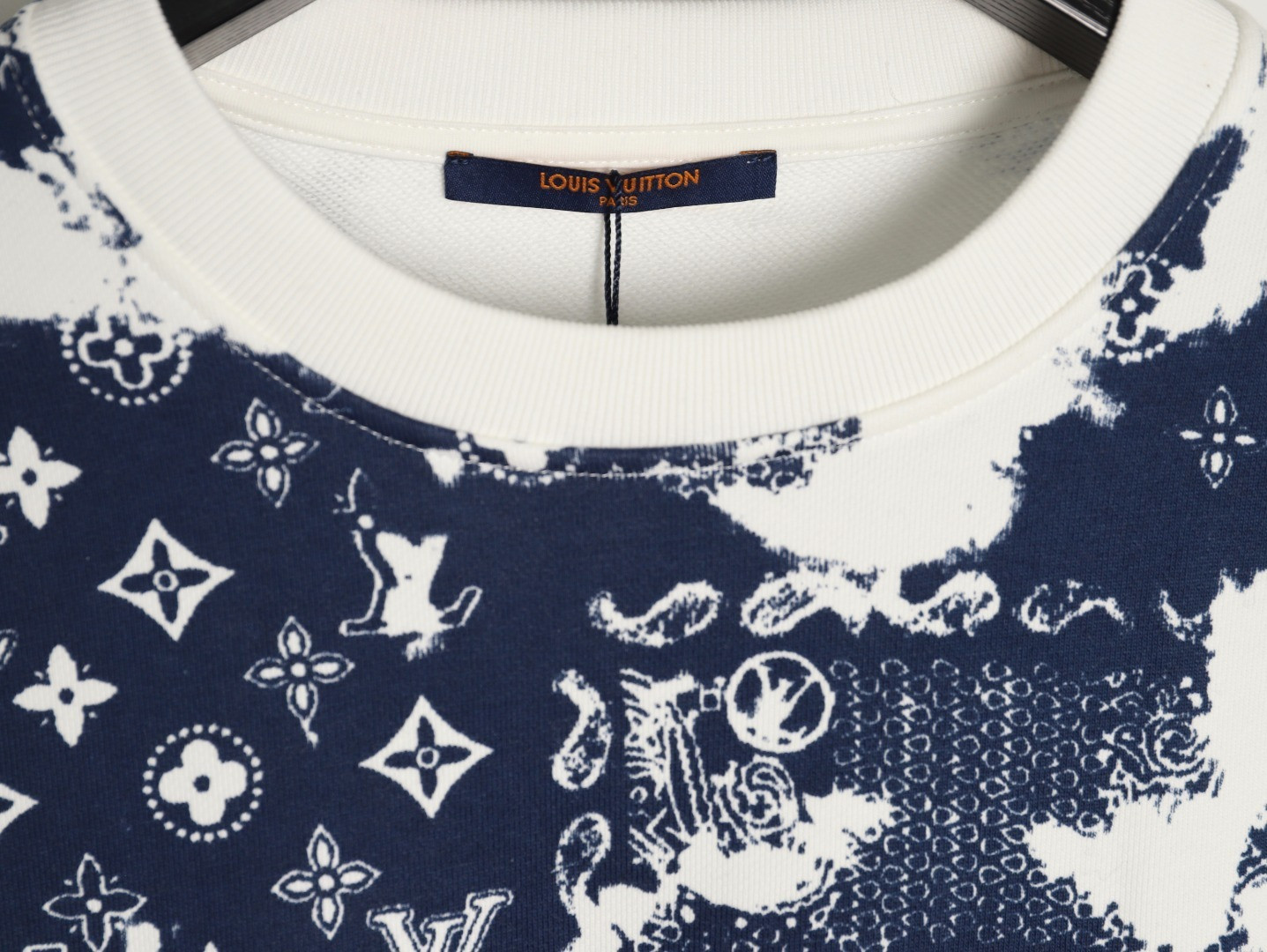 L0*is V*t0n LV 25Fw Hoodies