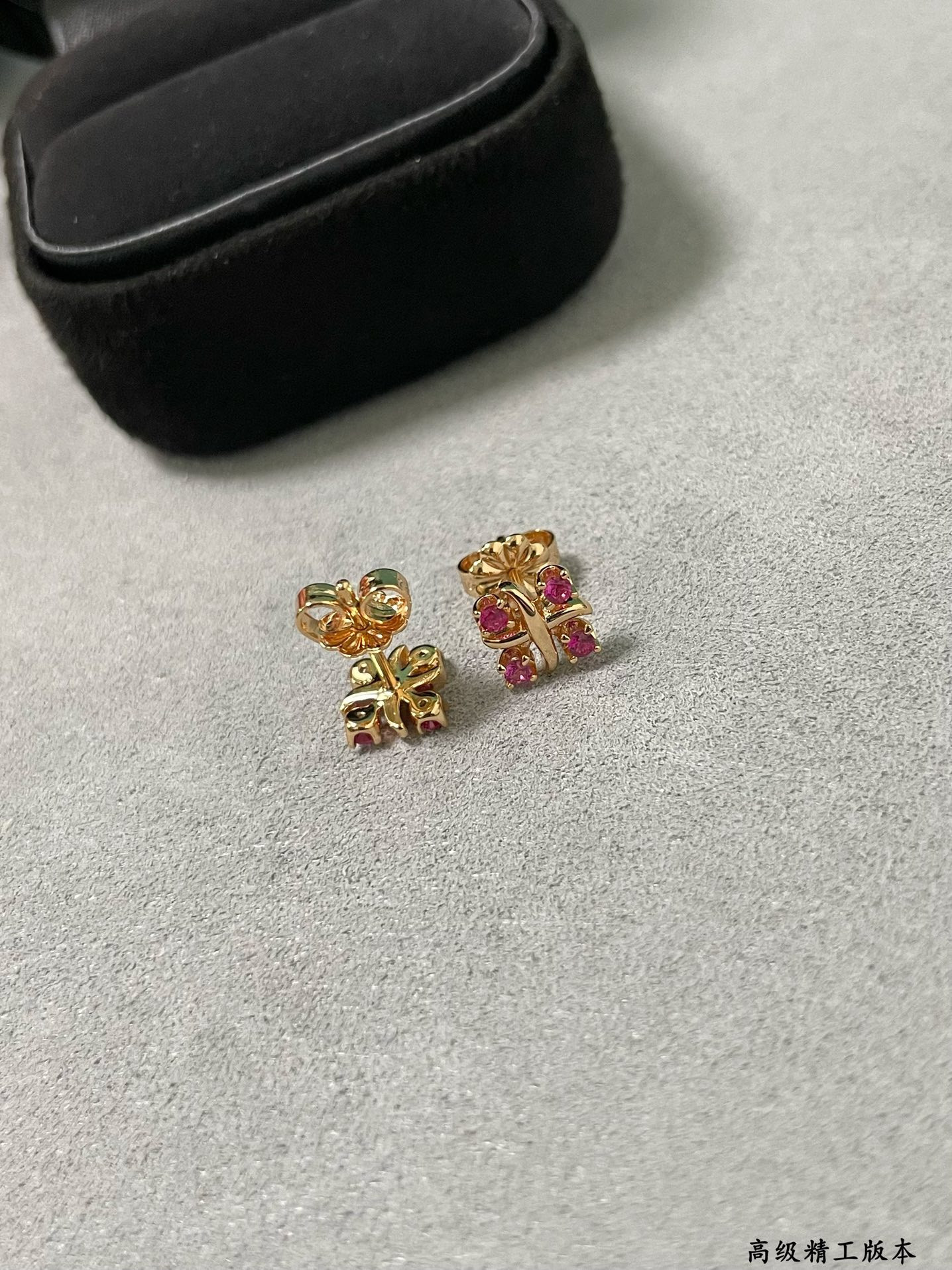 T*f*ny & Co. Double Tone Cross Earrings