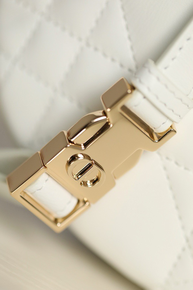 Lambskin Cannage Medium D*0r Vibe Hobo Bag White