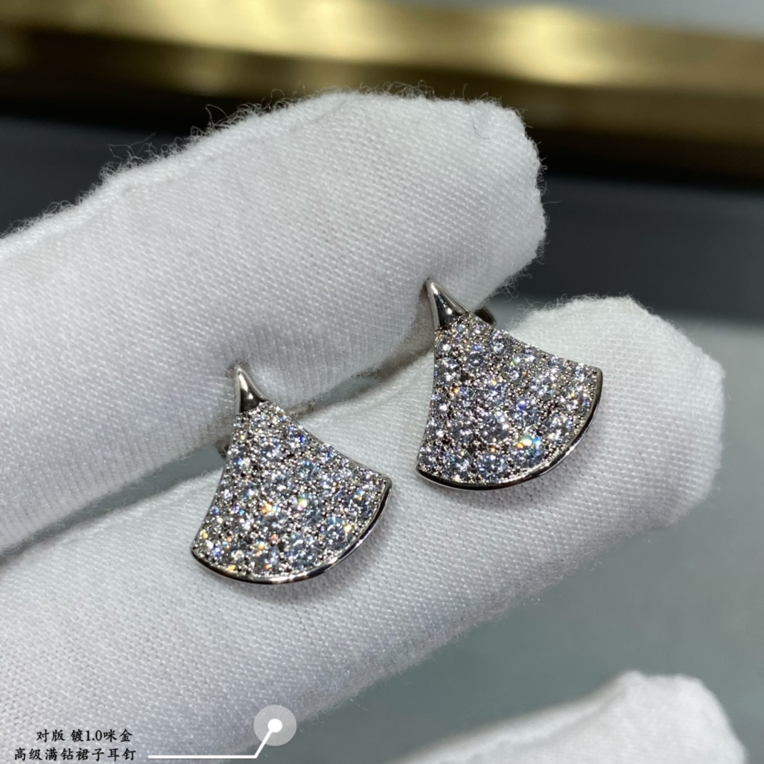 B*l*ai Diamond fan-shaped skirt Earrings