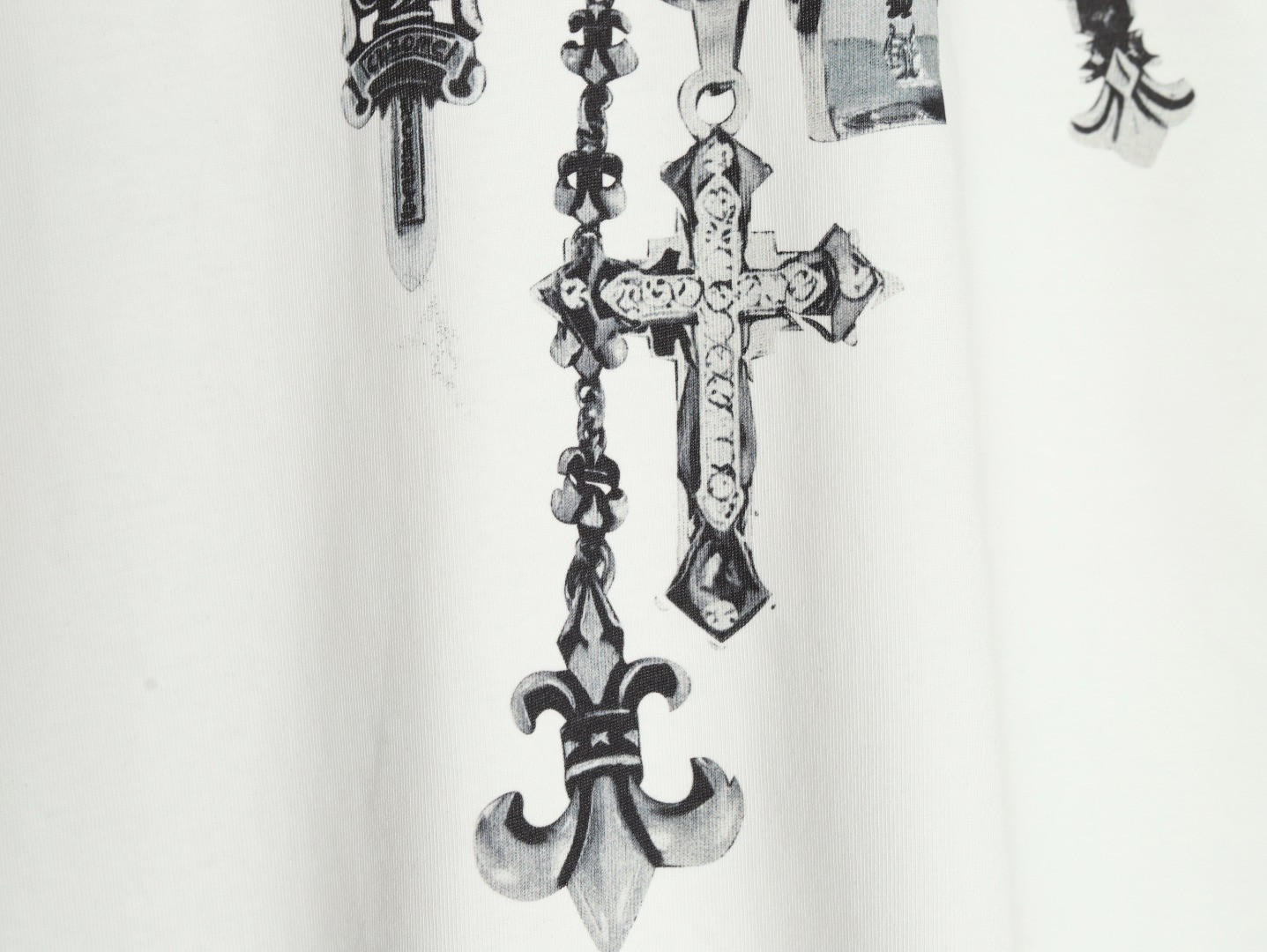 Ch**me He**ts 25ss Short-sleeved T-shirt