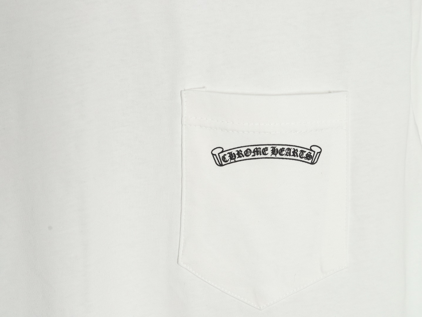 Ch**me He**ts 25ss Short-sleeved T-shirt