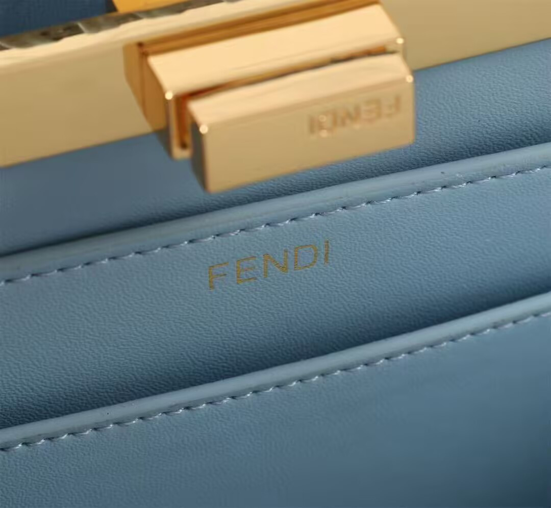 F**di Peekaboo ISeeU 27x11x21cm