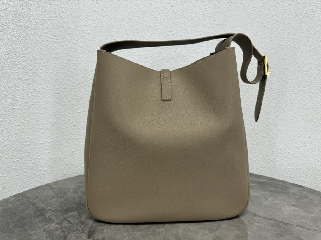 Y*L LE 5 À 7 30 X 31 X 13 CM