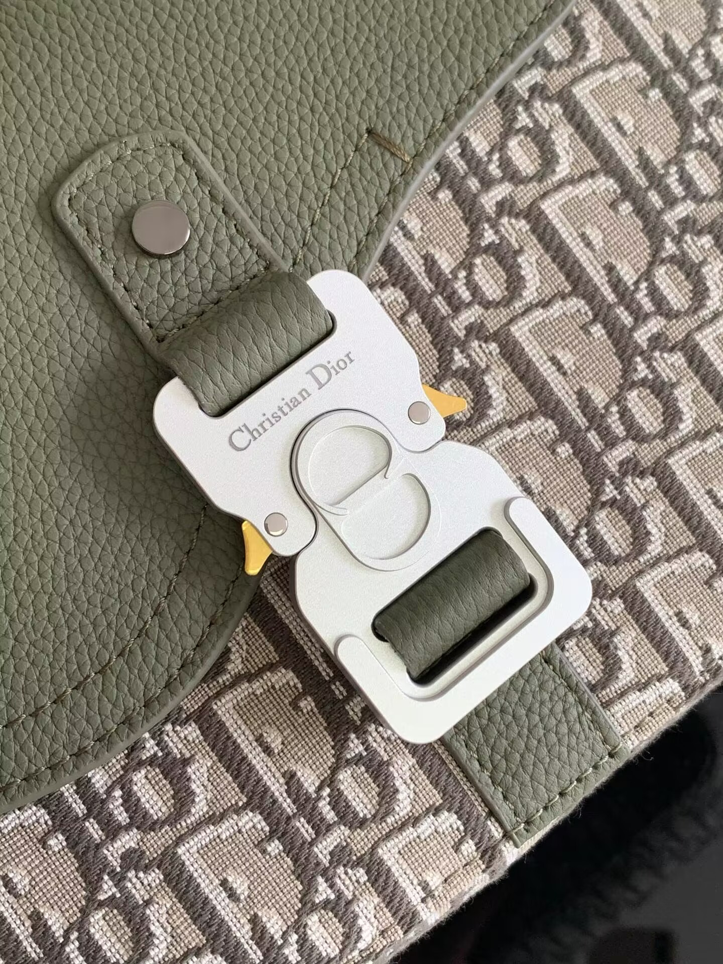 D*0r Saddle Messenger Bag 23x18x6cm