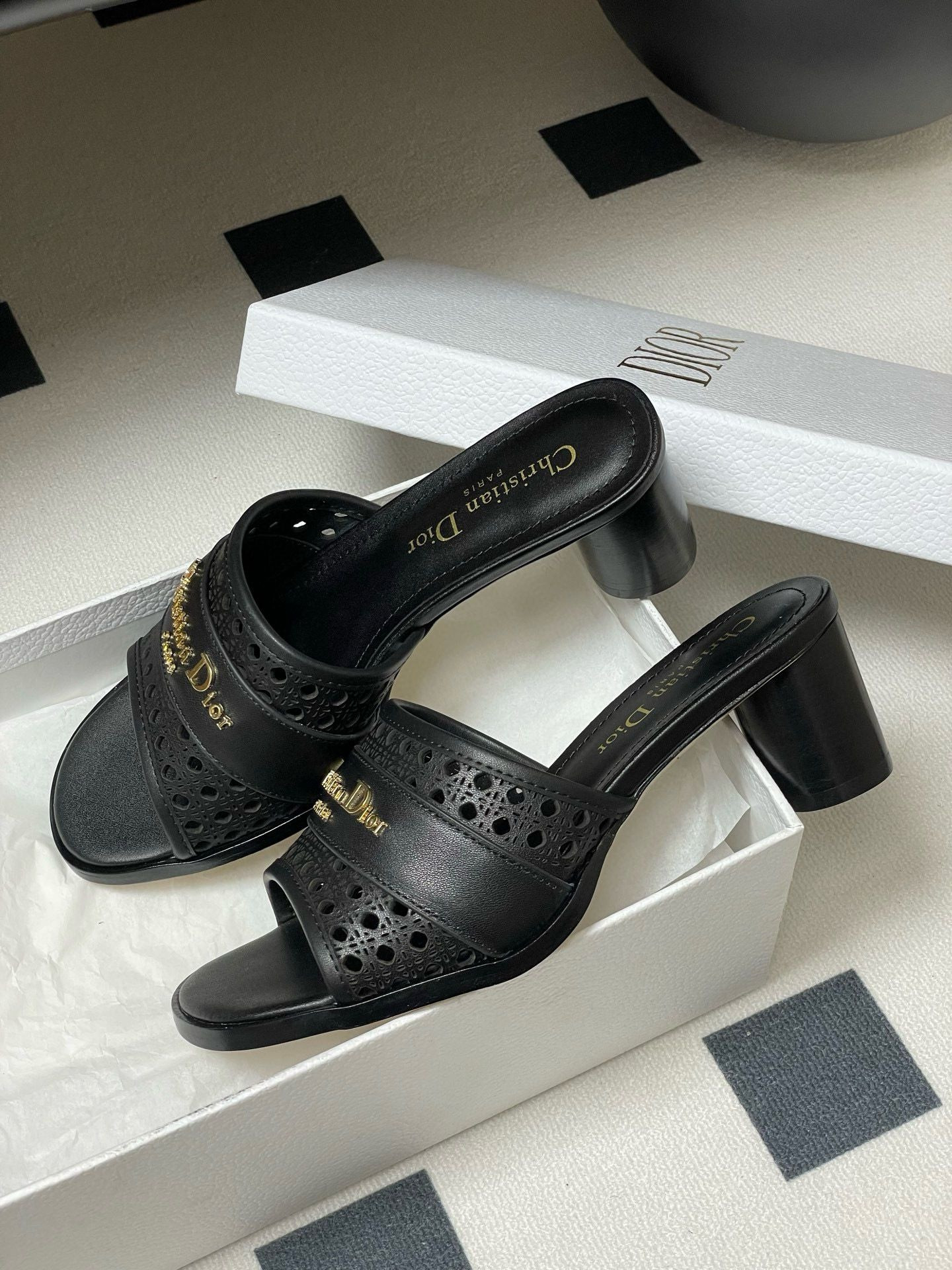 UA D*0r D-Lane Heeled Slide