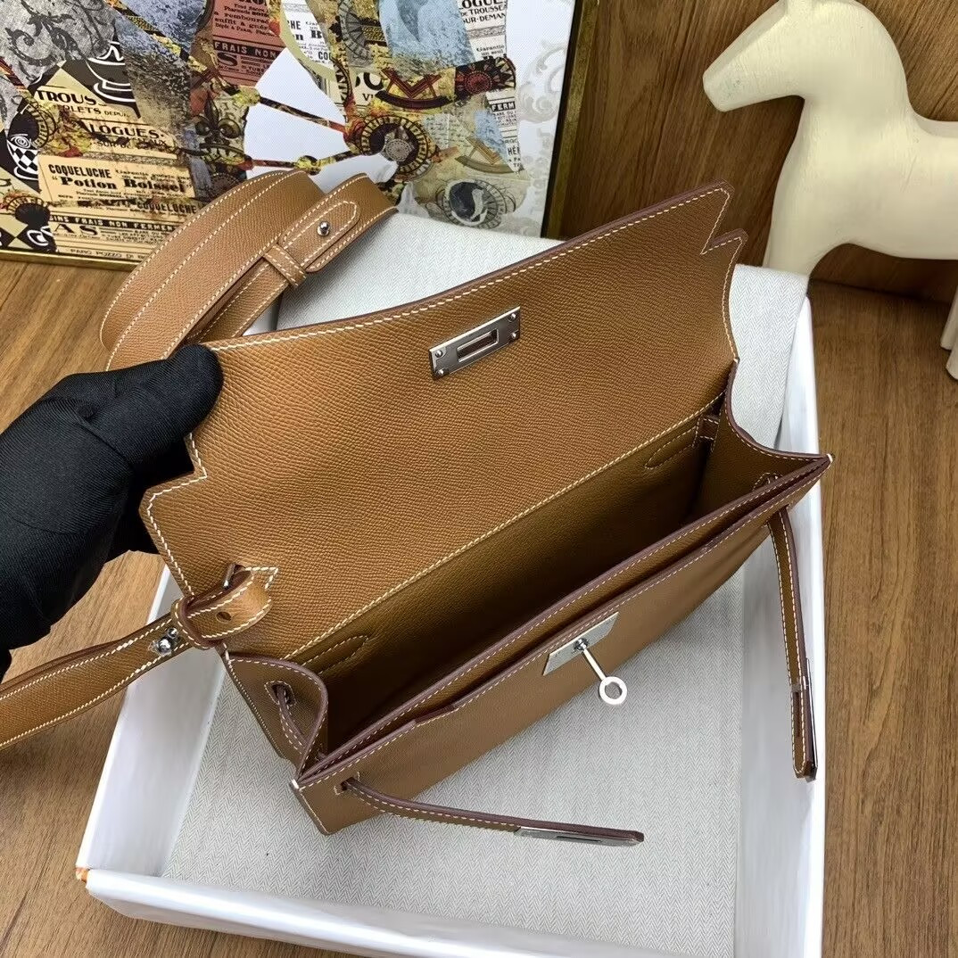 Hermès Kelly Depeches epsom 25cm