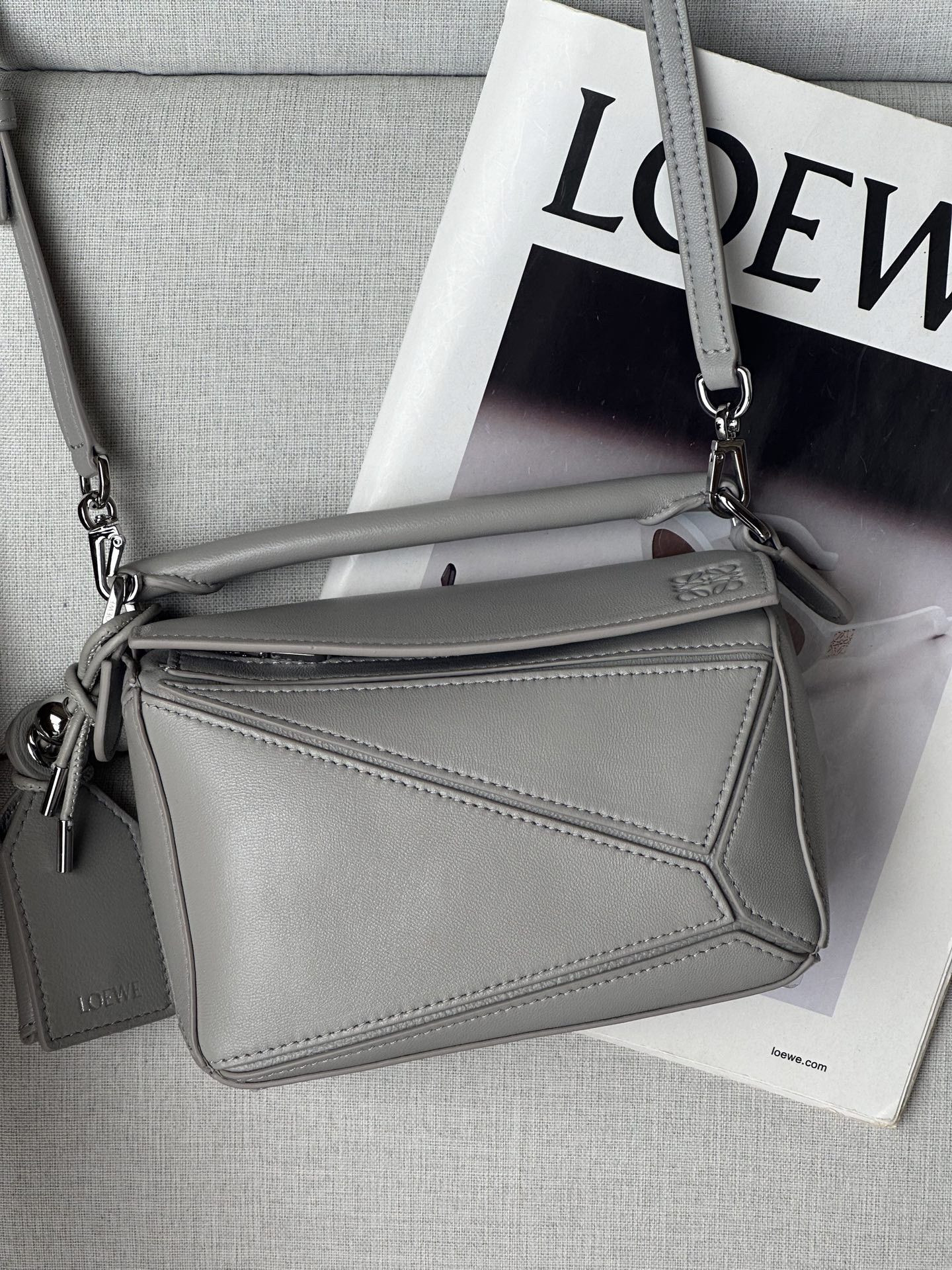 L0ew* Mini Featherlight Puzzle Bag Nappa Lambskin 18x12.5x8cm
