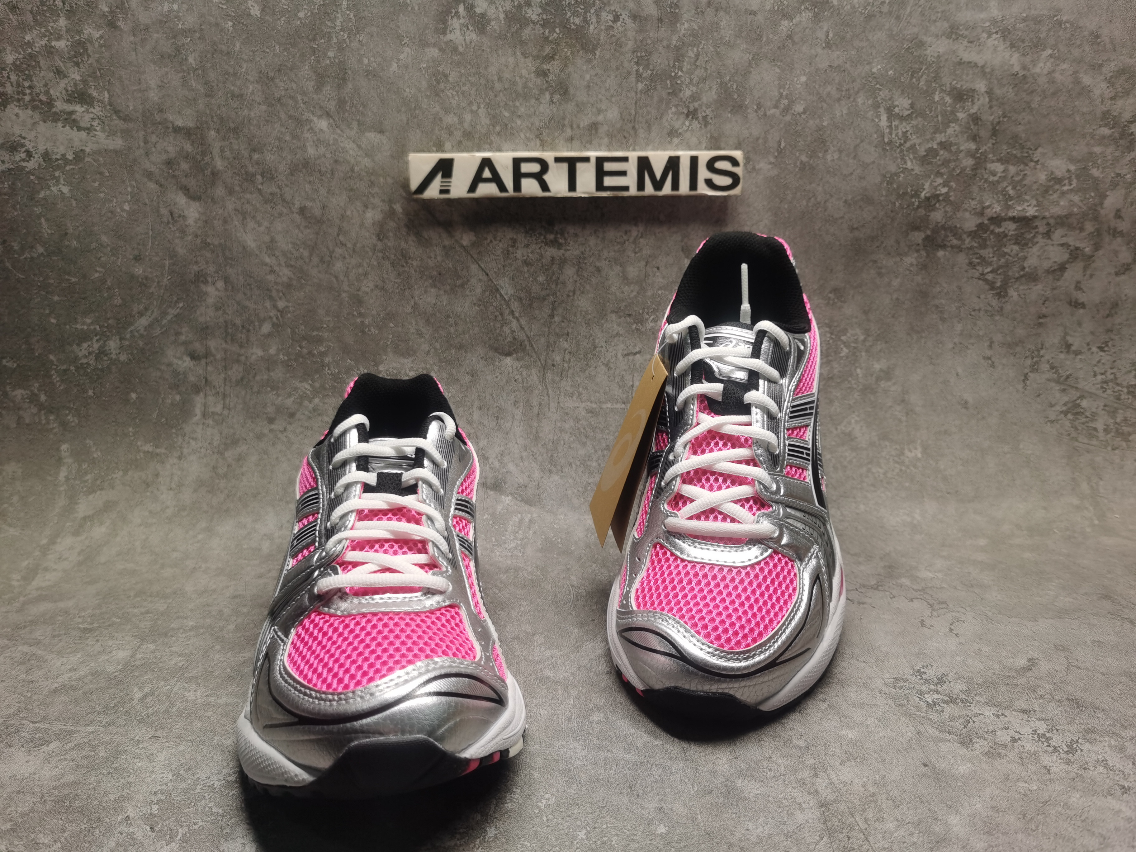 UA As*ic*s gel-kayano 14