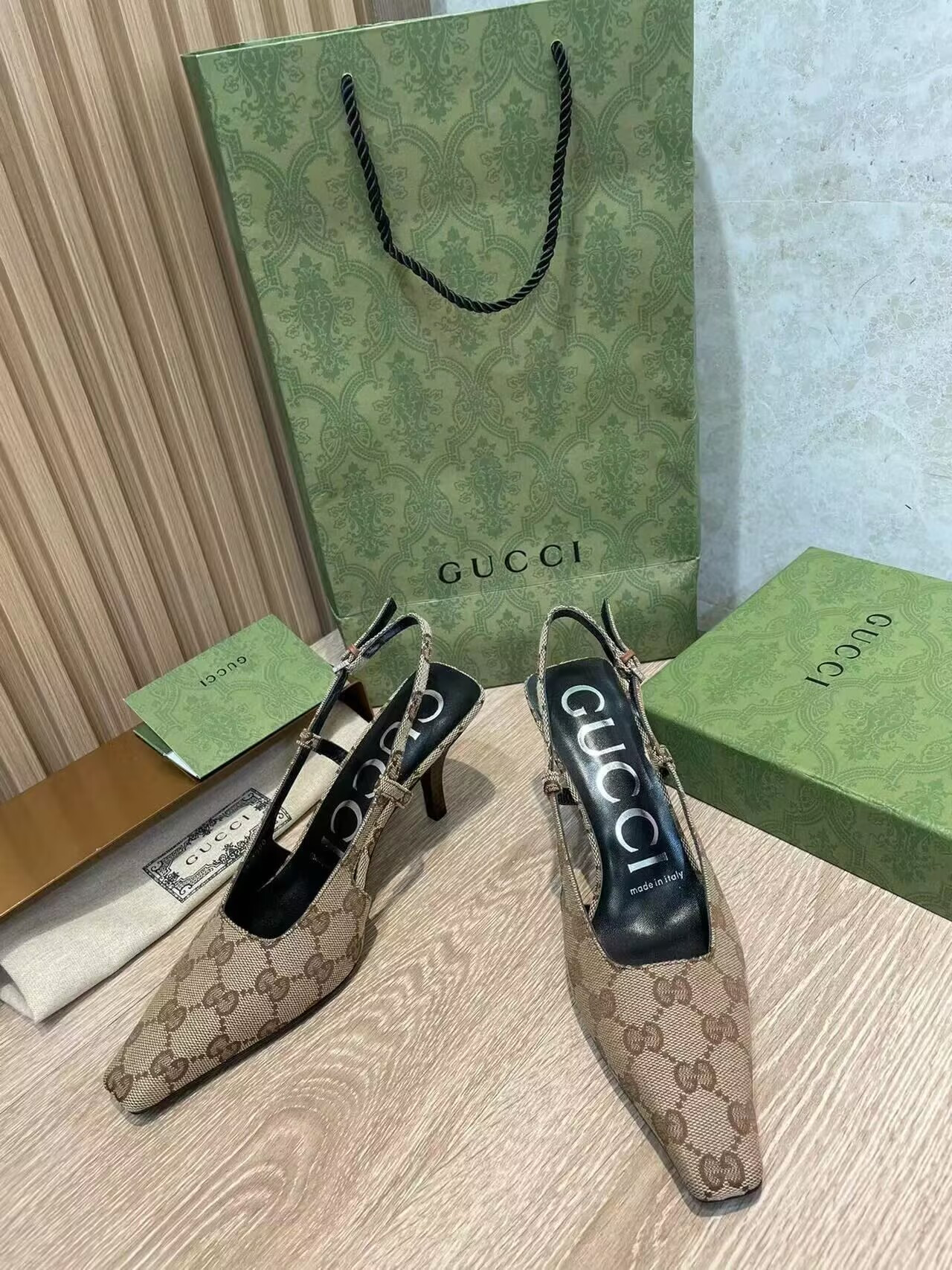 UA G*u*i GG Slingback Pump