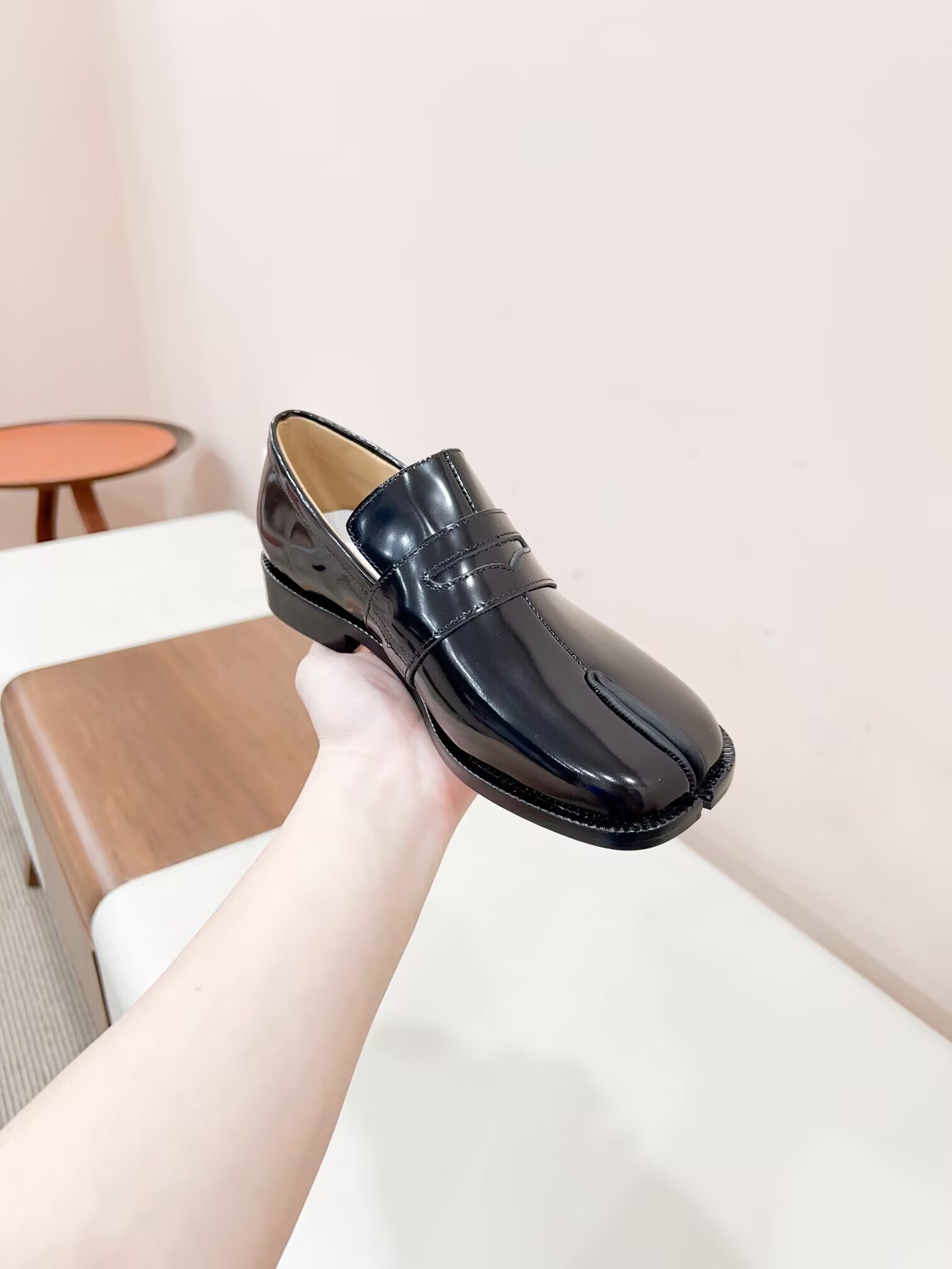 UA Maison Margiela Tabi loafers