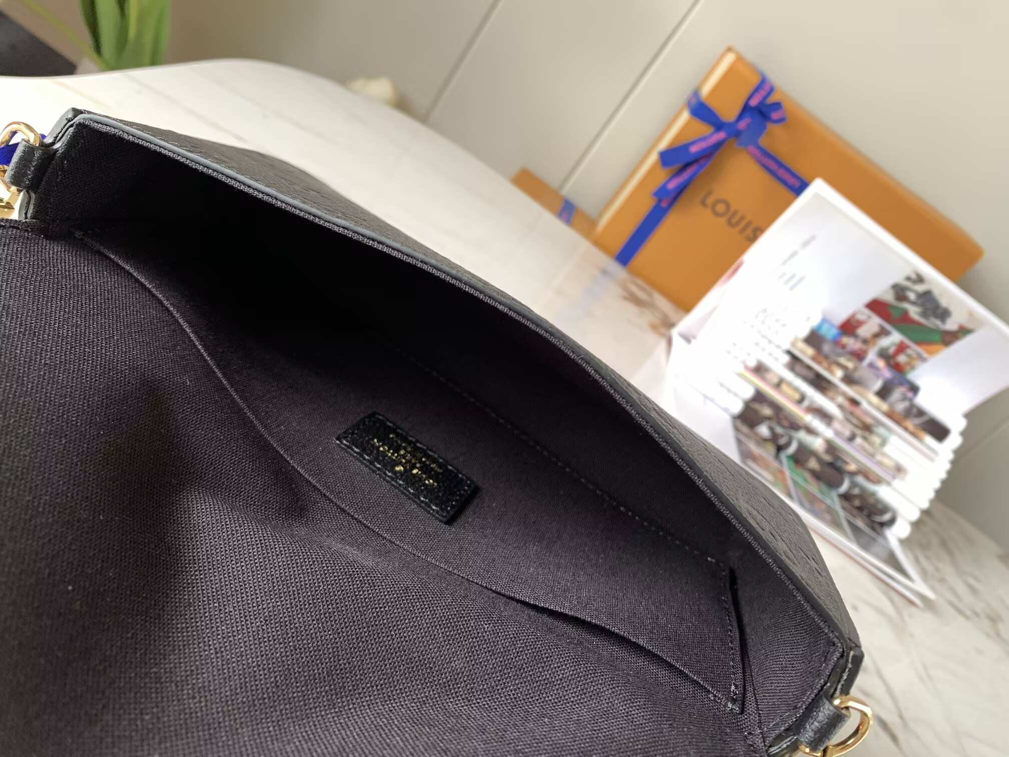 LV Pochette Félicie M82477 21x12x3cm