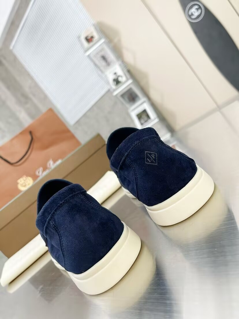 UA L**o p*ana Summer Charms Walk Loafers