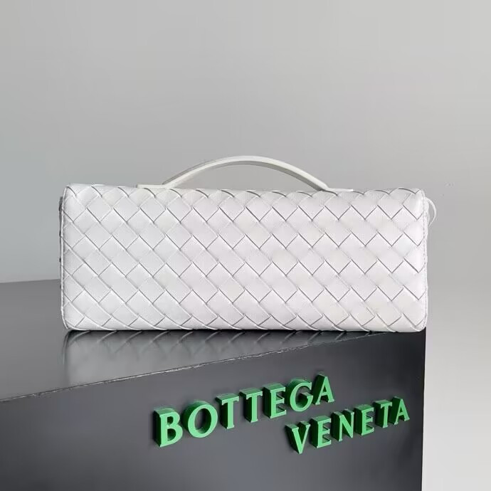 Bo*te*ga Ve*ne*ta Long Clutch Andiamo With Handle Fondant 31x13x3cm