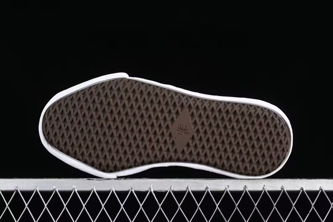 UA Maison Mihara Yasuhiro Peterson Low Canvas Natural