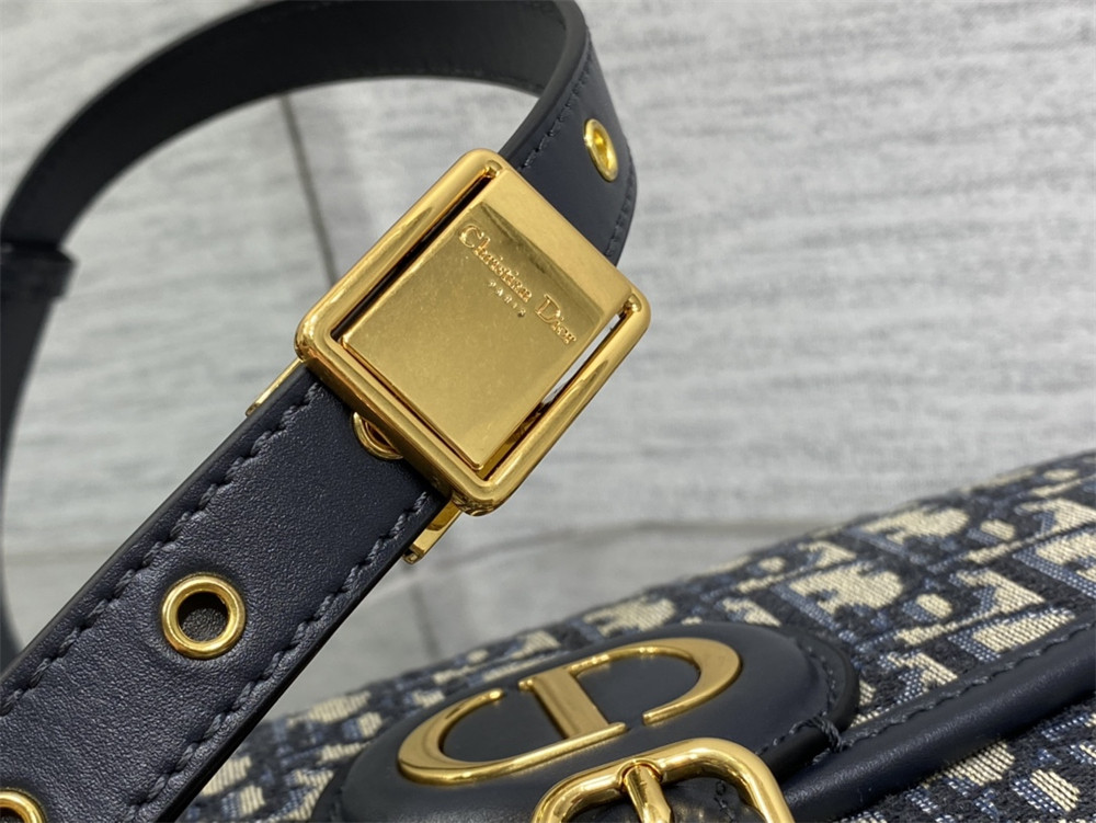 MEDIUM D*0r BOBBY BAG Blue D*0r Oblique Jacquard