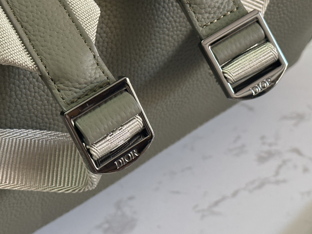 D*0r Rider 2.0 Backpack  Khaki D*0r Gravity Leather and Khaki Grained Calfskin 31 x 40 x 18 cm