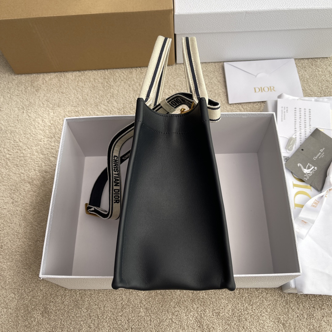 D*0r  Book Tote  Reverse  26.5×21×14cm