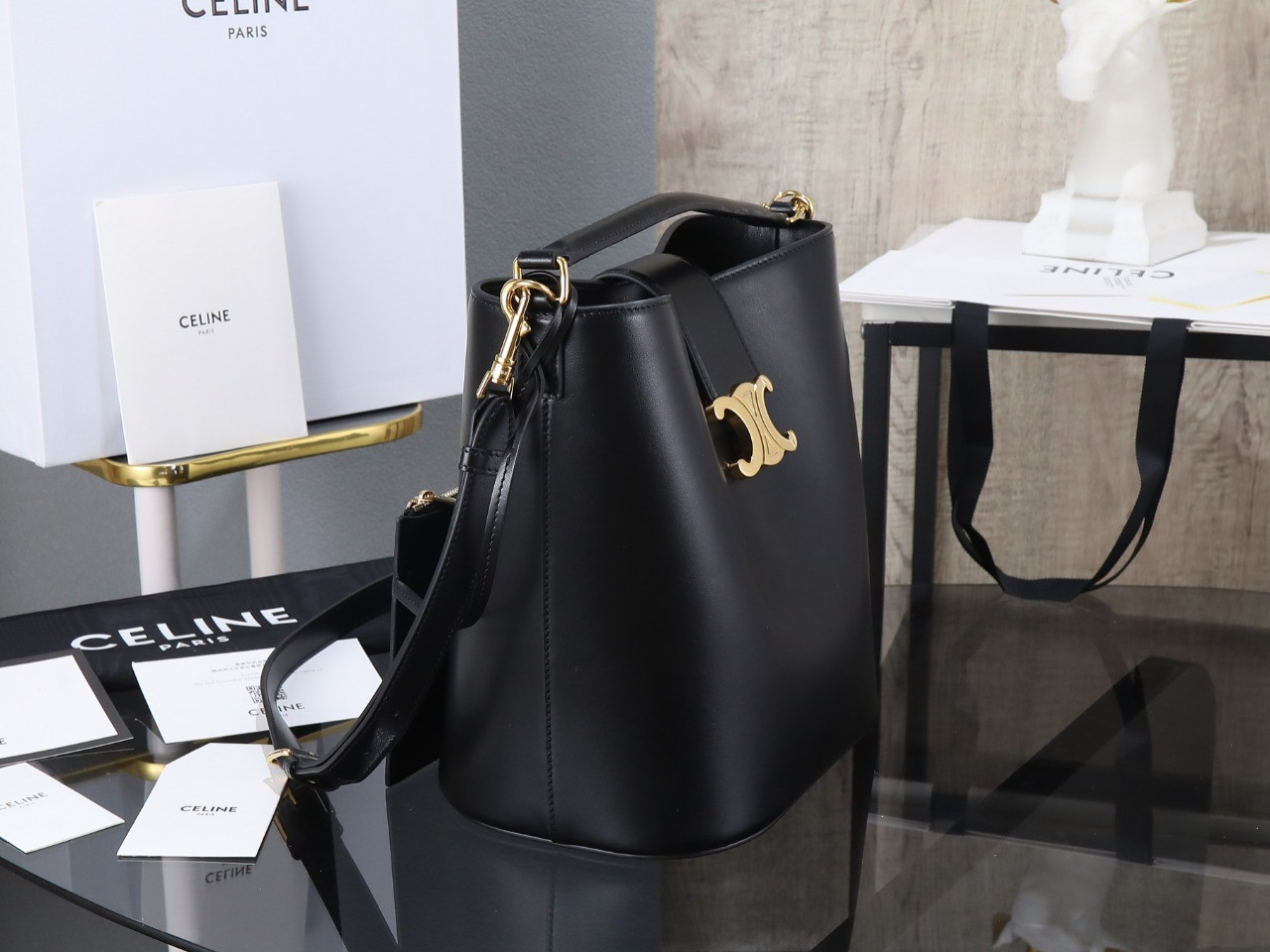 Ce**e L0*ise 23.5x24x16cm