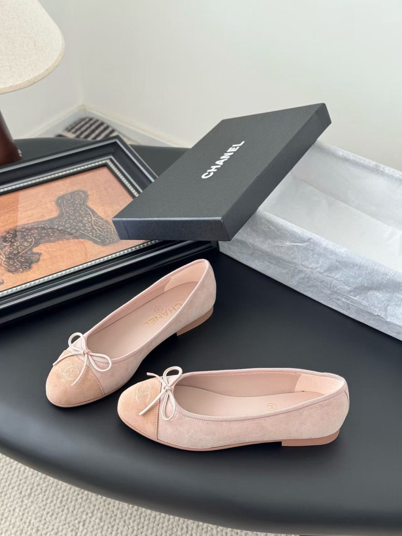 UA Ch*el Ballet flats