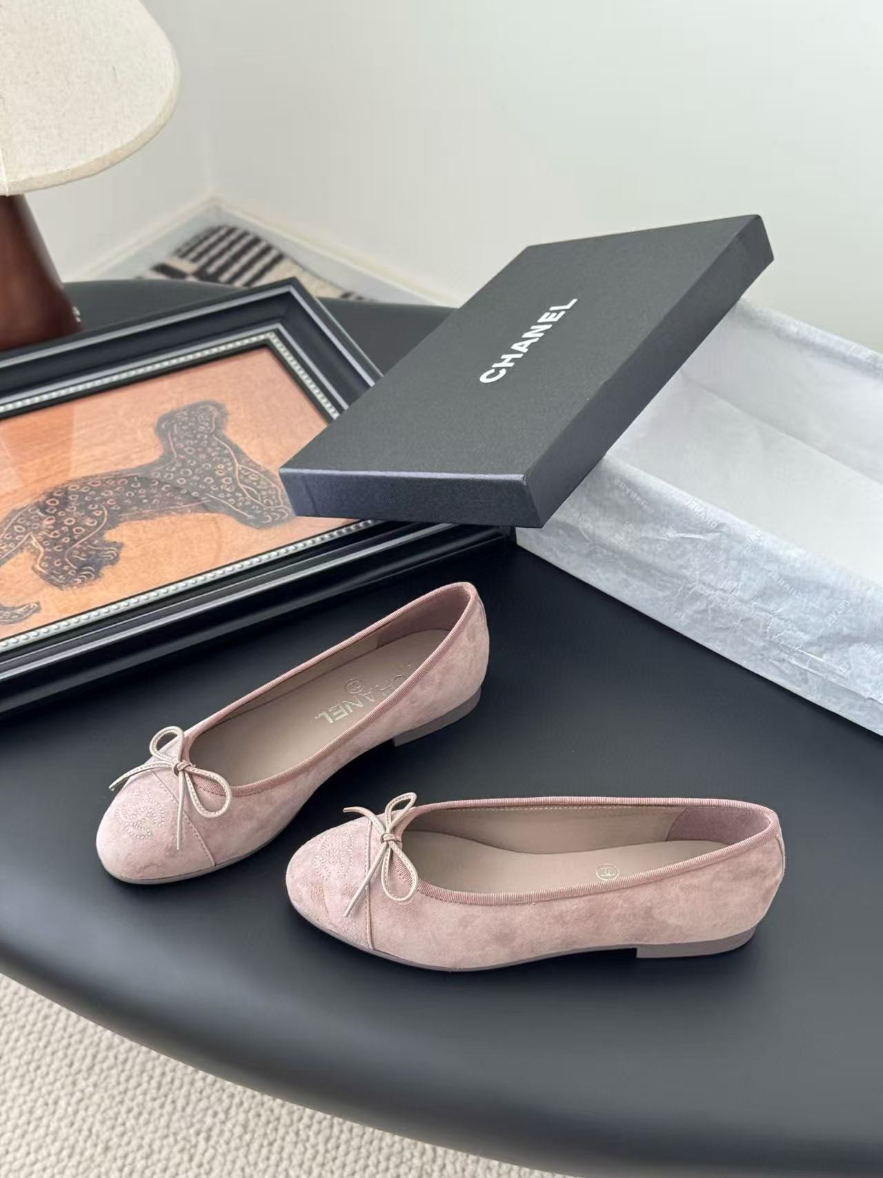 UA Ch*el Ballet flats
