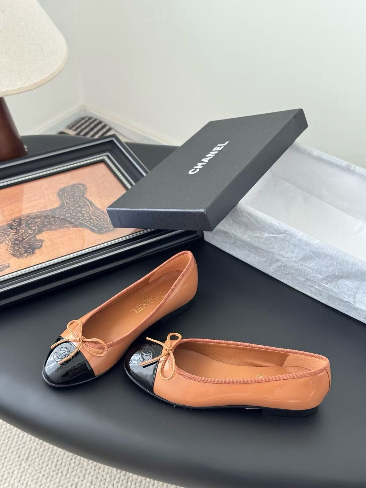 UA Ch*el Ballet flats