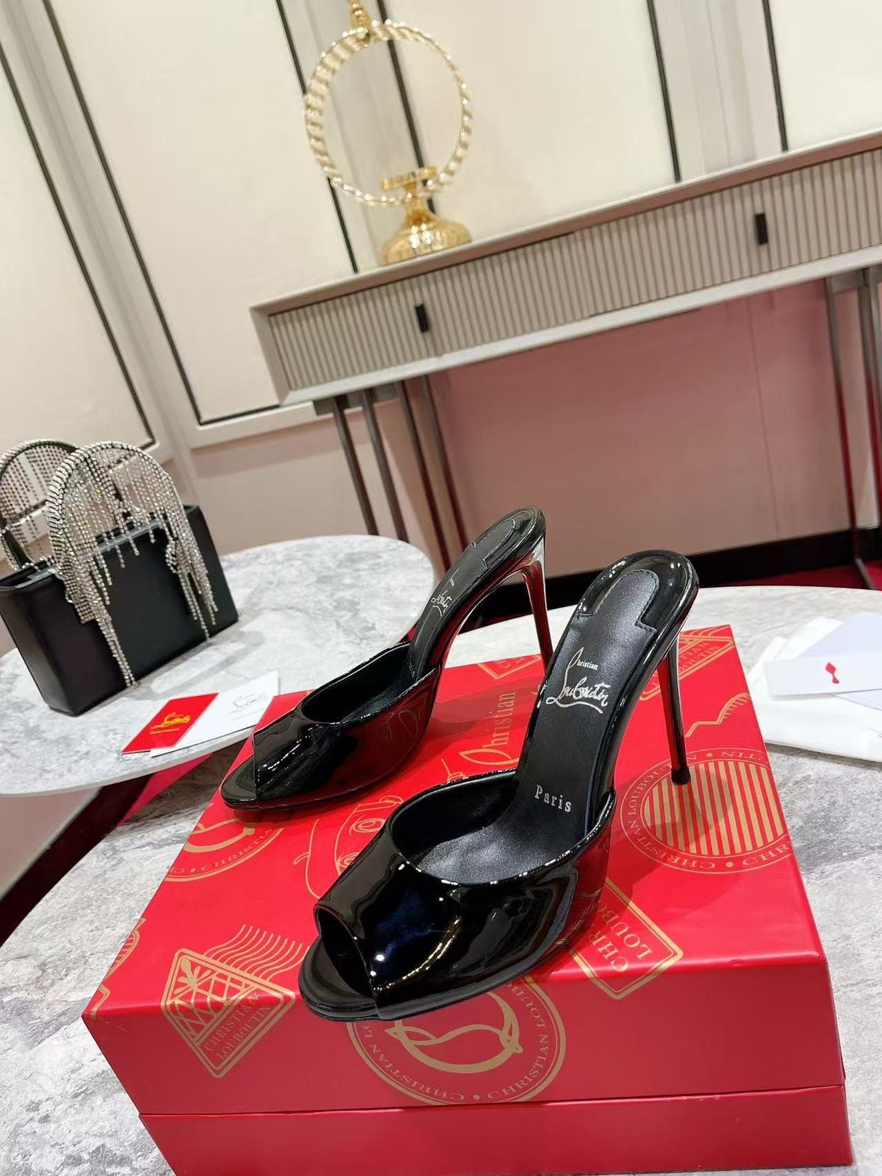 UA Ch**an Louboutin Me Dolly 100 Patent Leather Mules