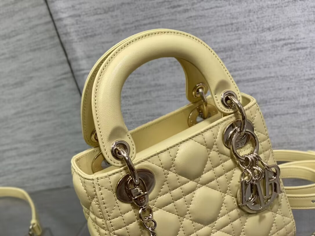 D*0r Classic Lady 17×7×15cm