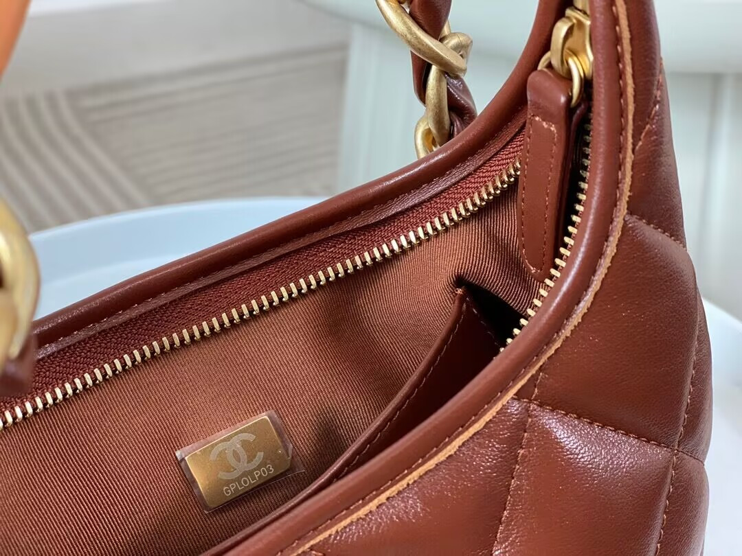 Ch*el 24a Hobo Bag 19×22×8.5cm