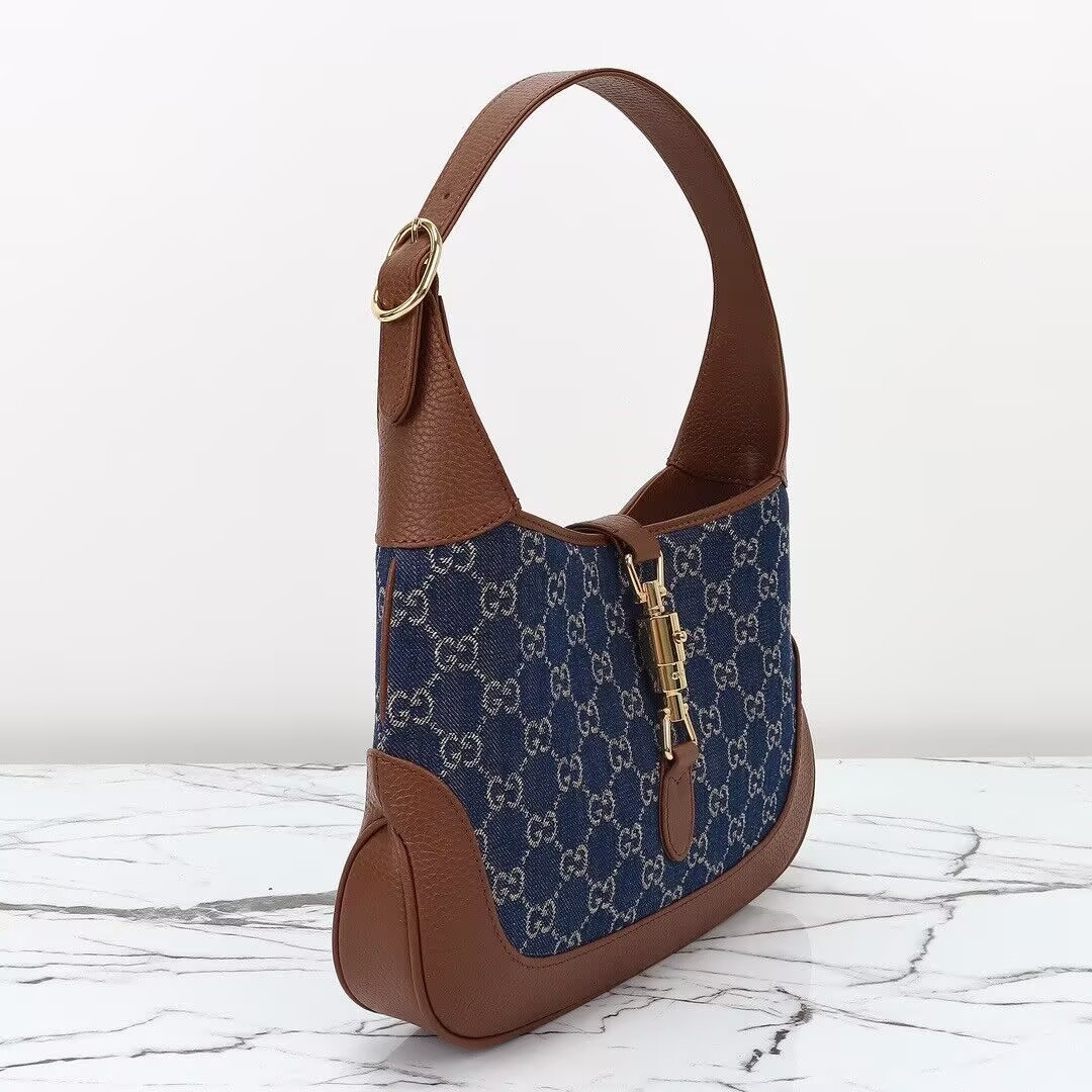 G*u*i Jackie Shoulder Bag 28×19×4.5cm