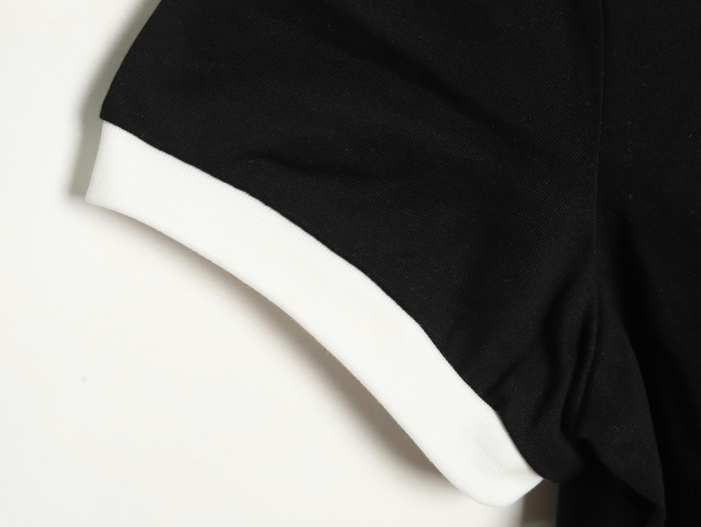 Ch**me He**ts 25SS Short-sleeved T-shirt