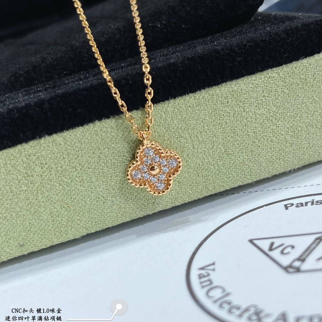 V*N CL*F & Arpels Mini Diamond Four-Leaf Clover Necklace Diameter approx 1.0cm,Chain length approx 40+5cm