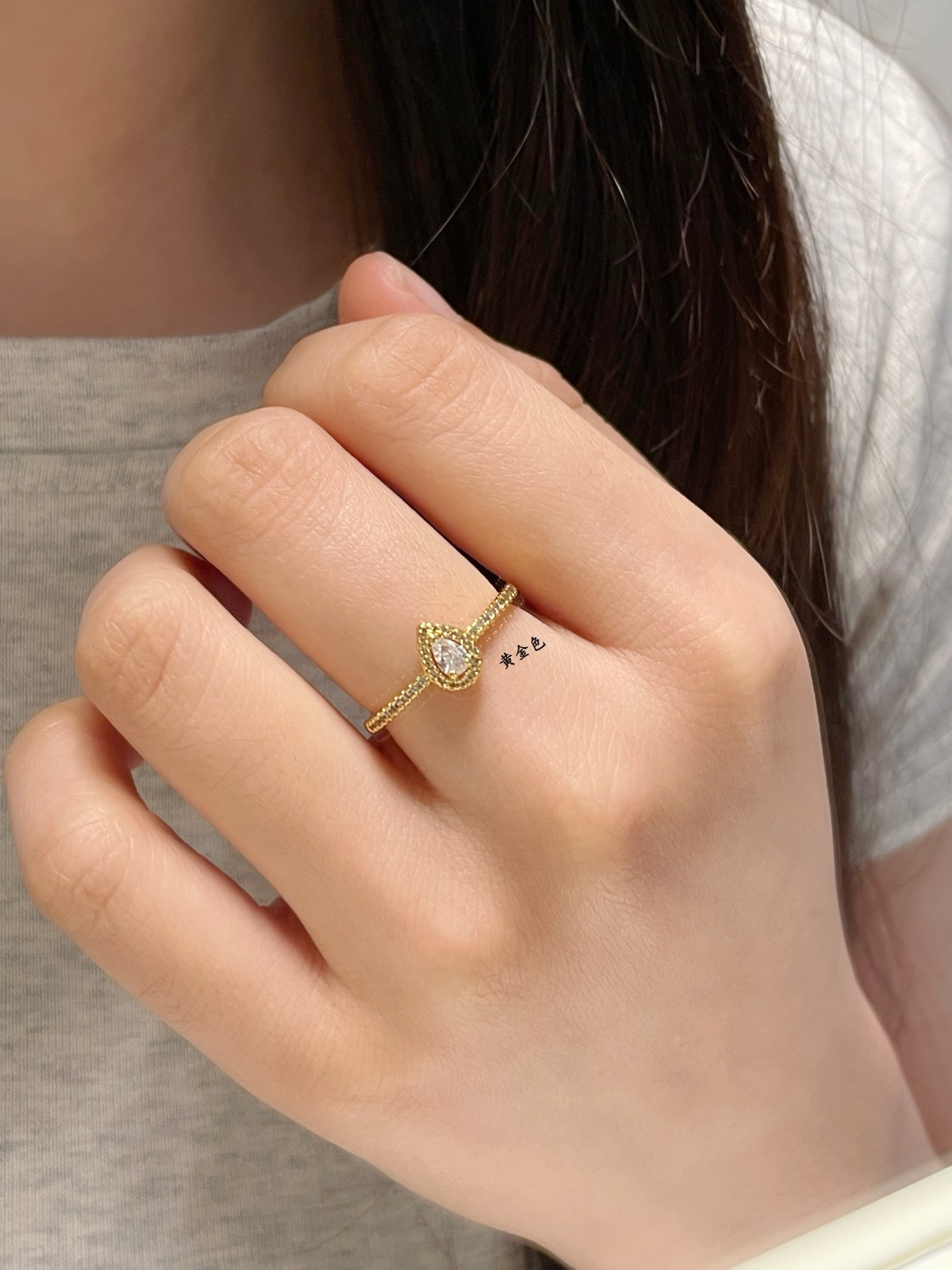 Messika Single Teardrop Full Diamond Ring