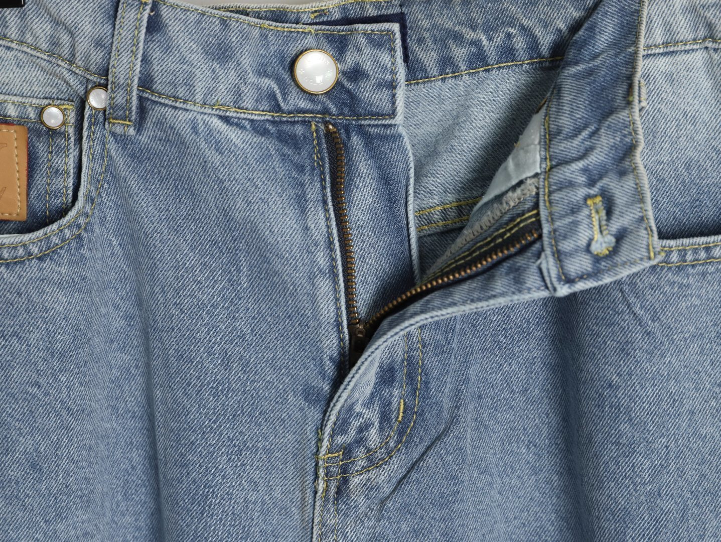 L0*is V*t0n 25FW Jeans Suit