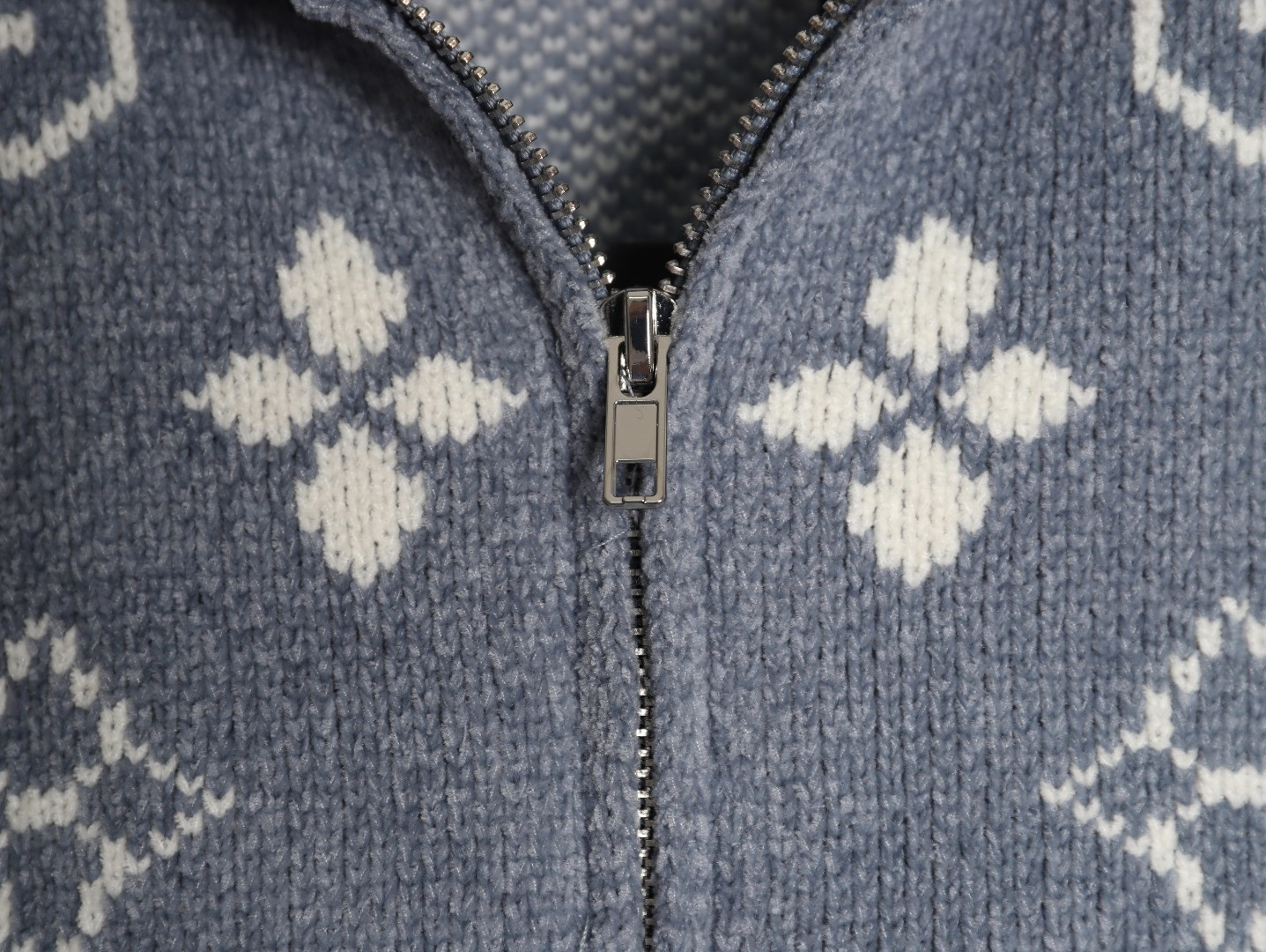 L0*is V*t0n LV 25ss Cardigan Sweaters