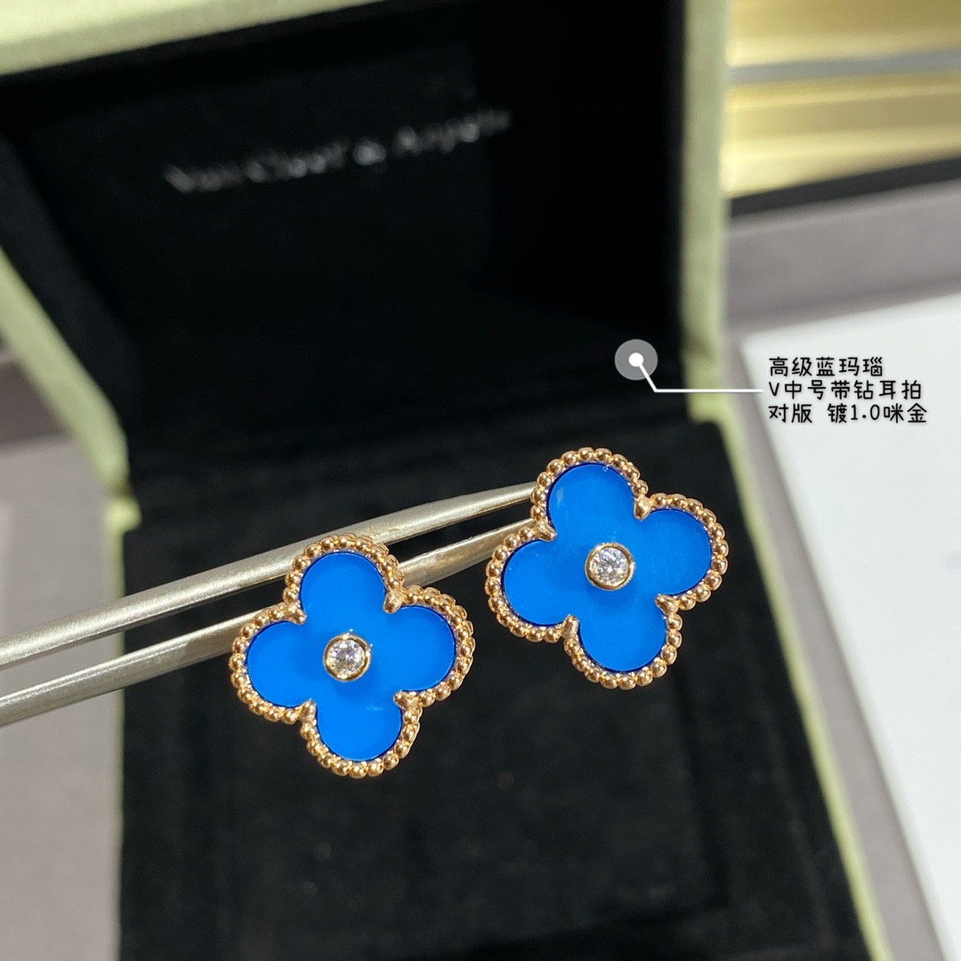 V*N CL*F & Arpels Sapphire Blue Agate Diamond Four-Leaf Clover Earrings