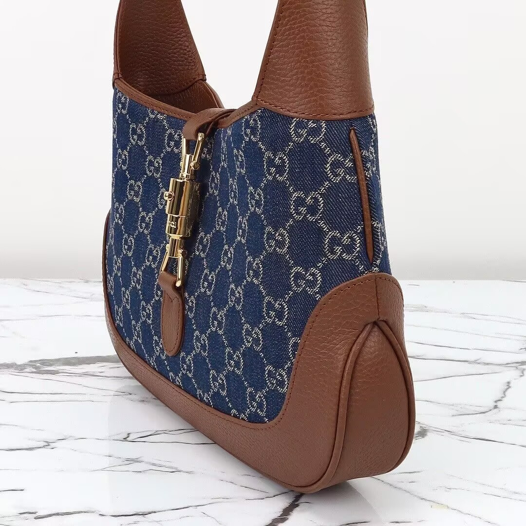 G*u*i Jackie Shoulder Bag 28×19×4.5cm