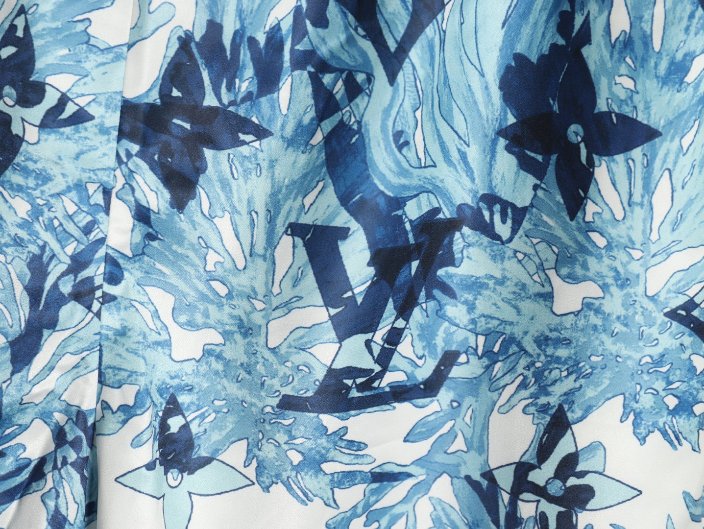 L0*is V*t0n LV shorts