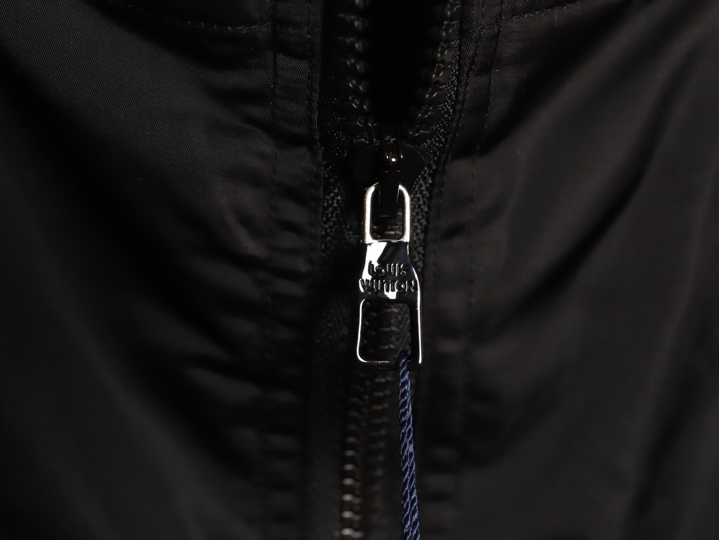 L0*is V*t0n LV 25ss Jacket