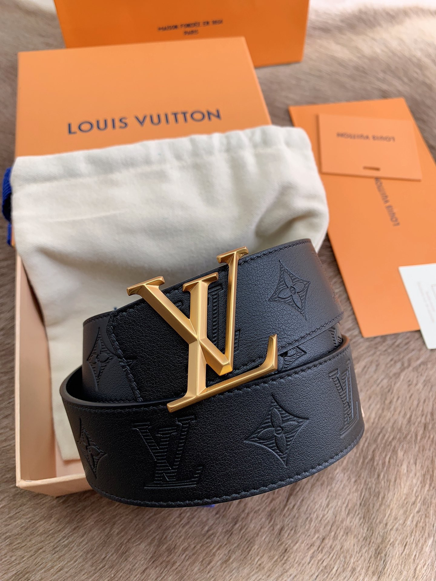 LV L0*is V*t0n 40MM BELT