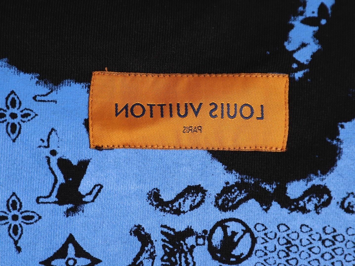 L0*is V*t0n LV 25Fw Hoodies