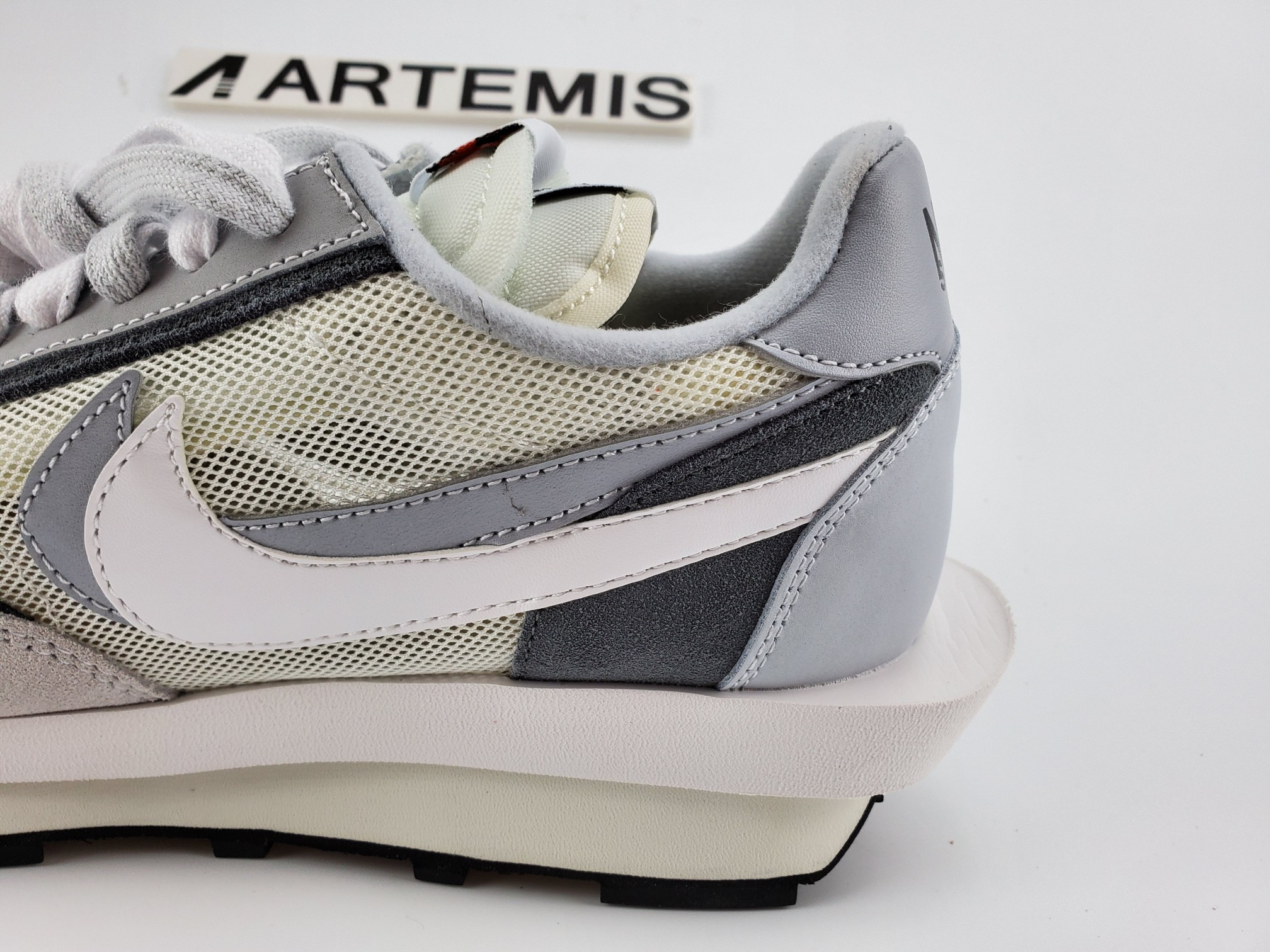 Nike LD Waffle Sacai White Grey