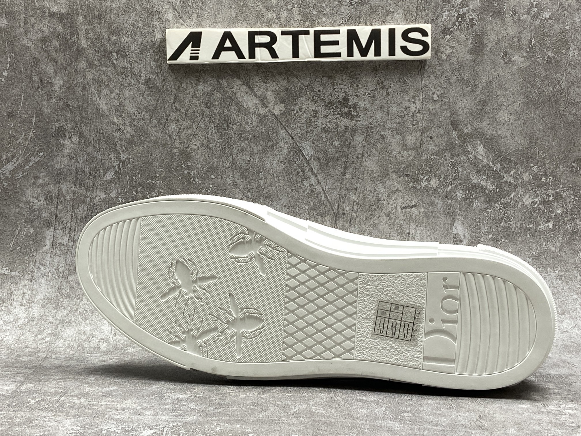 D*0r B23 High Top Daniel Asham Newspaper