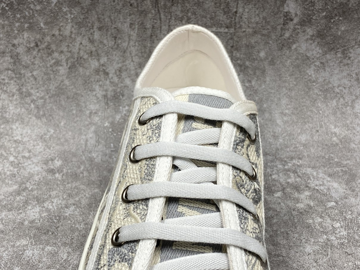 D*0r Walk N D*0r Patch Embroidery Grey