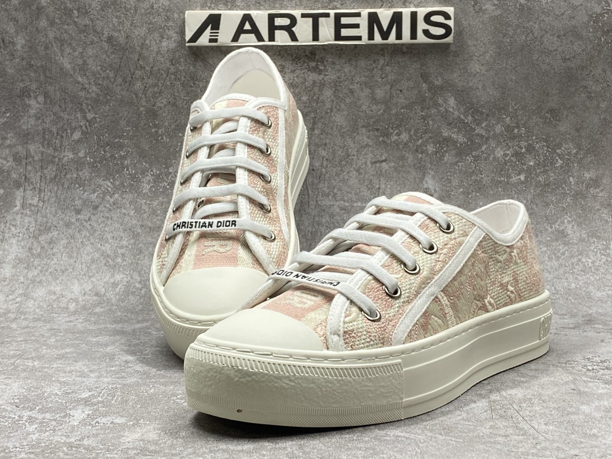 D*0r Walk N D*0r Patch Embroidery Pink