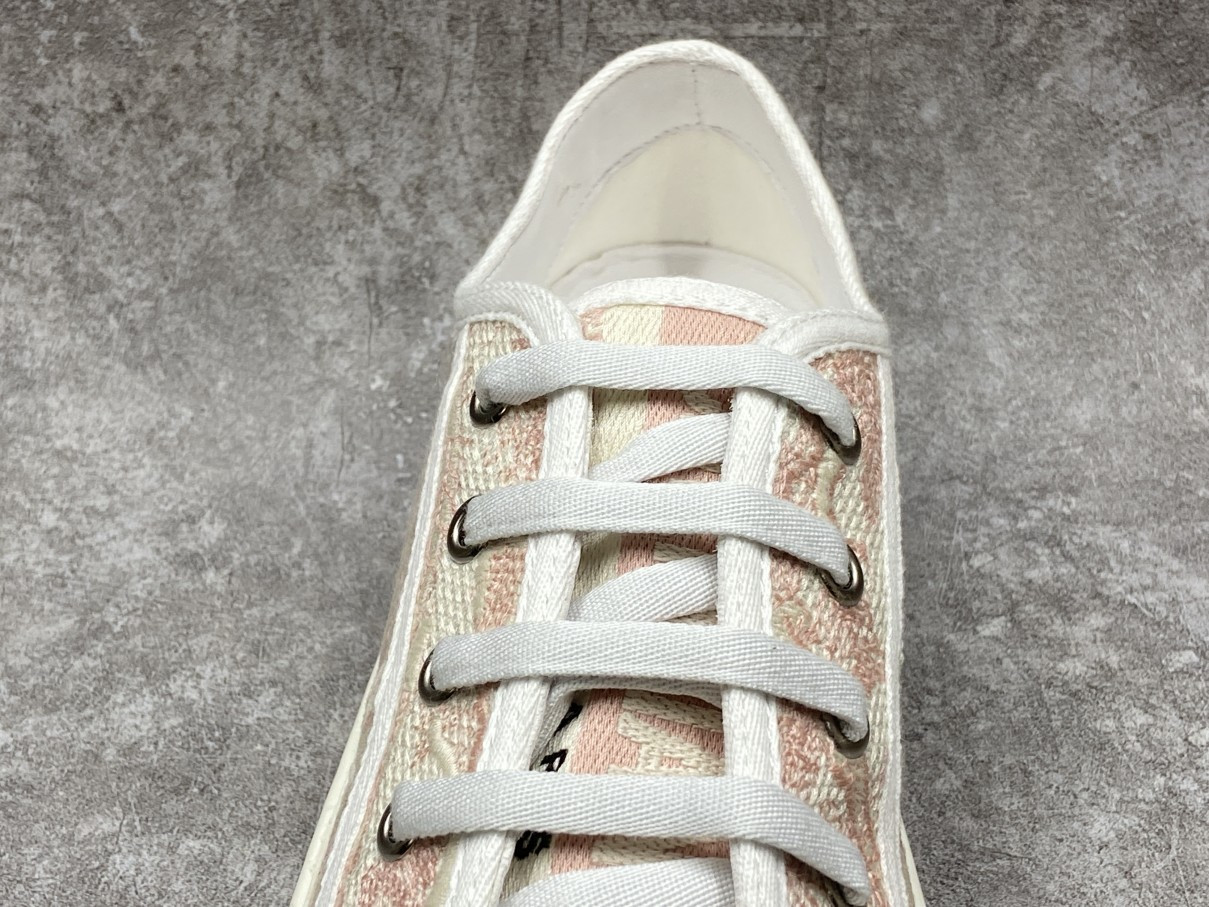 D*0r Walk N D*0r Patch Embroidery Pink