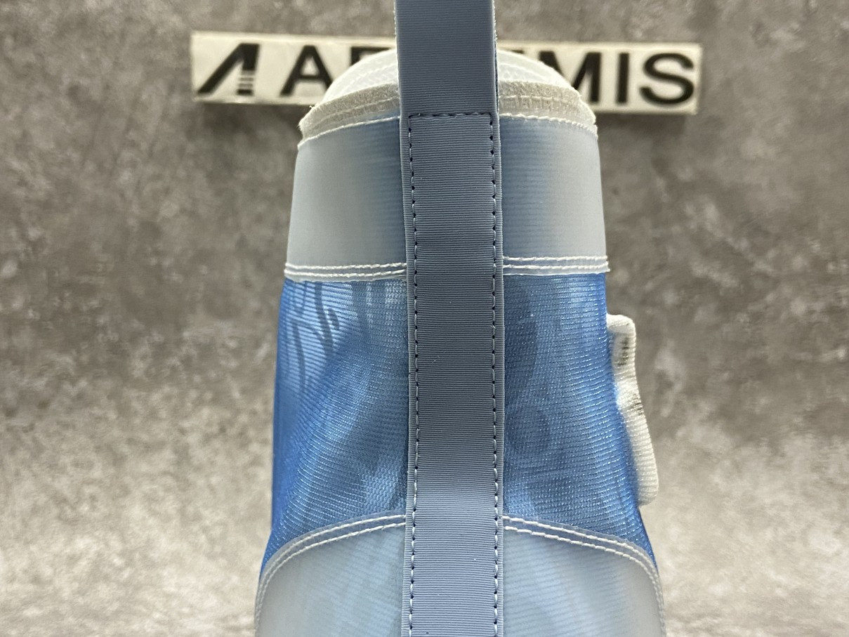 D*0r B23 High Top Daniel Arsham Light Blue